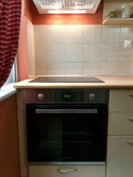 Central Spacious Apartment 70Sqm Tripoli Extérieur photo
